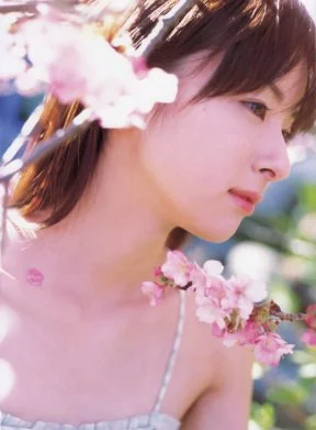 🔚Japanese　皆藤愛子　 写真集　あいこ日和　ソフトエロ　一発やりたい image 4