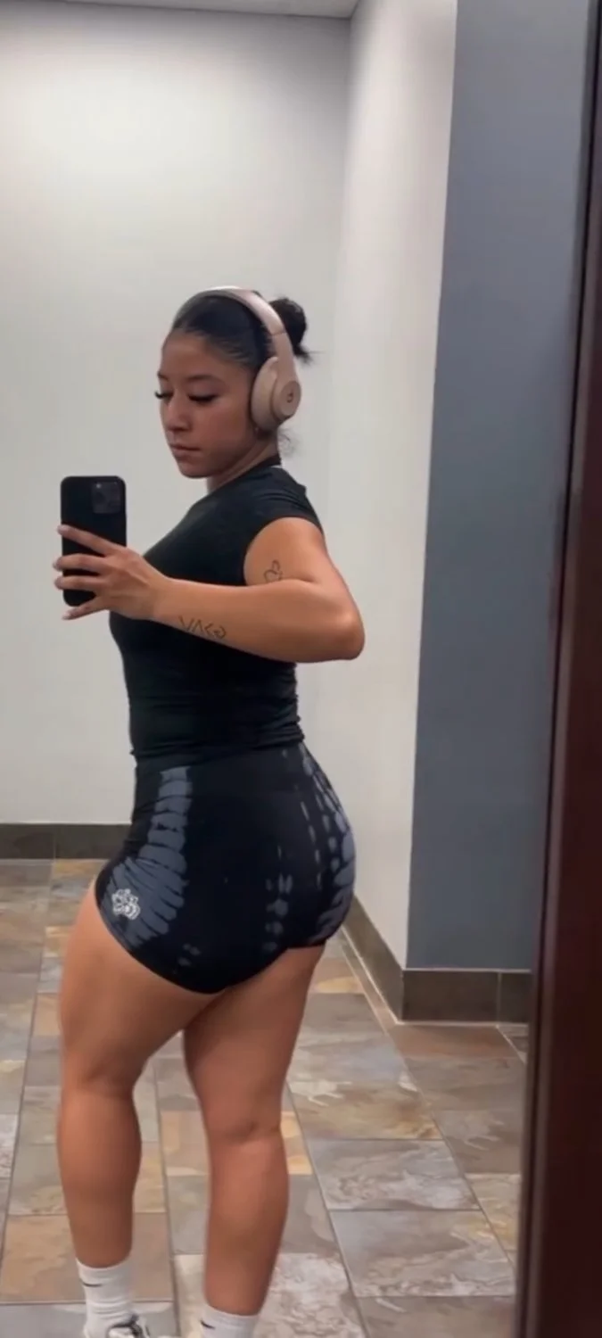 Gym girl leeean.1 i love her ass image 11