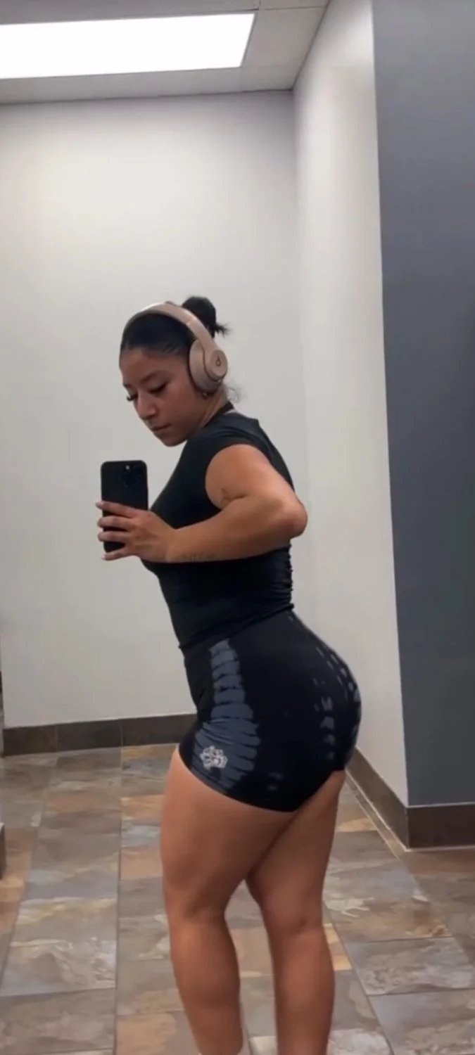Gym girl leeean.1 i love her ass image 6