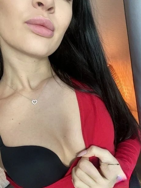 Petisa Argentina hermosa flaca culona sexy linda nudes image 10