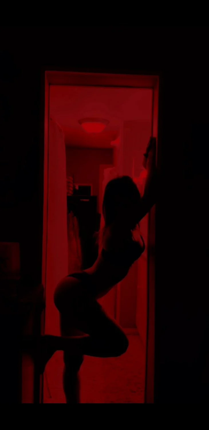 Webslut wife submitted image 5