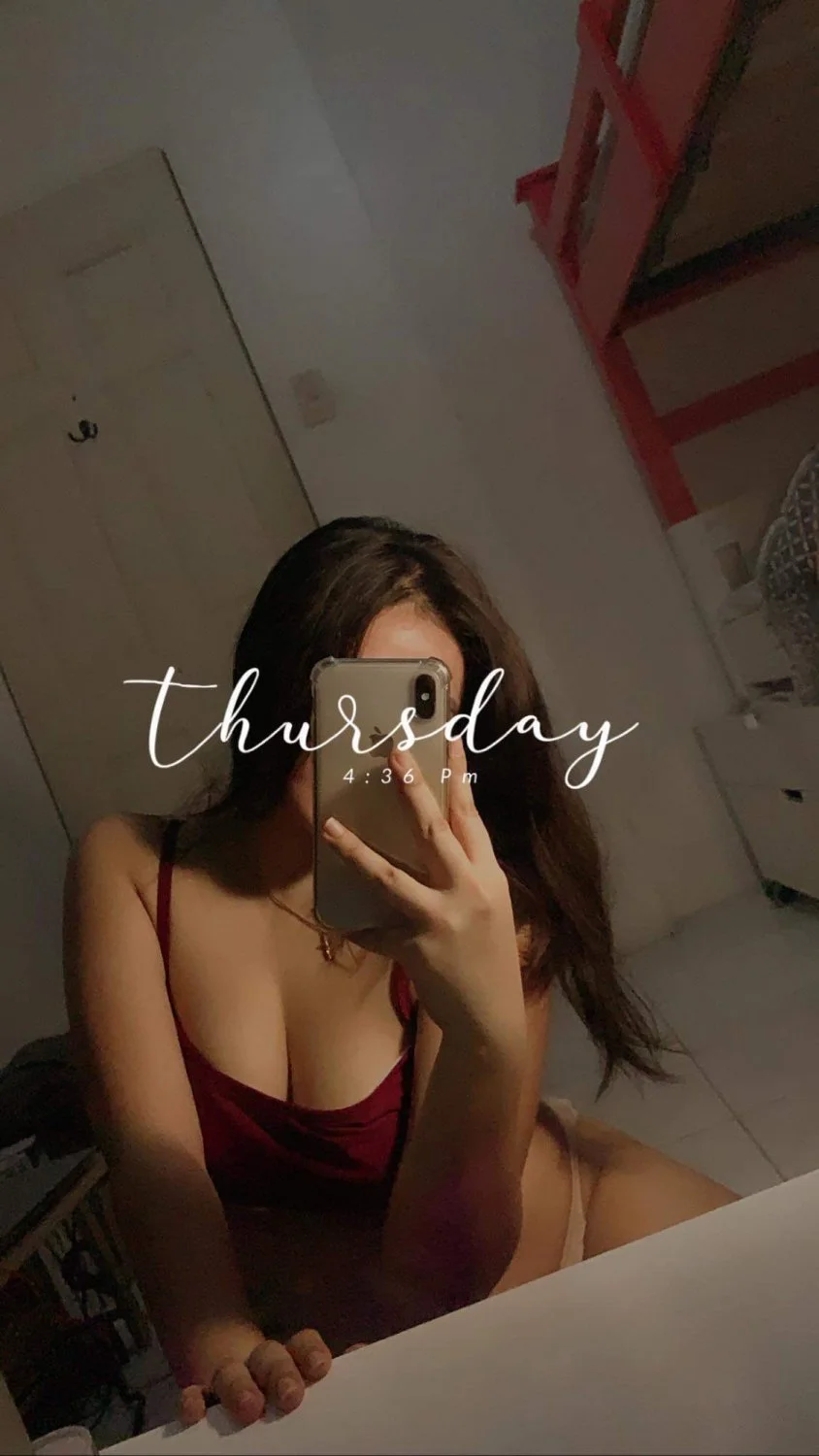 Asian Teen Catleya Reyes image 11