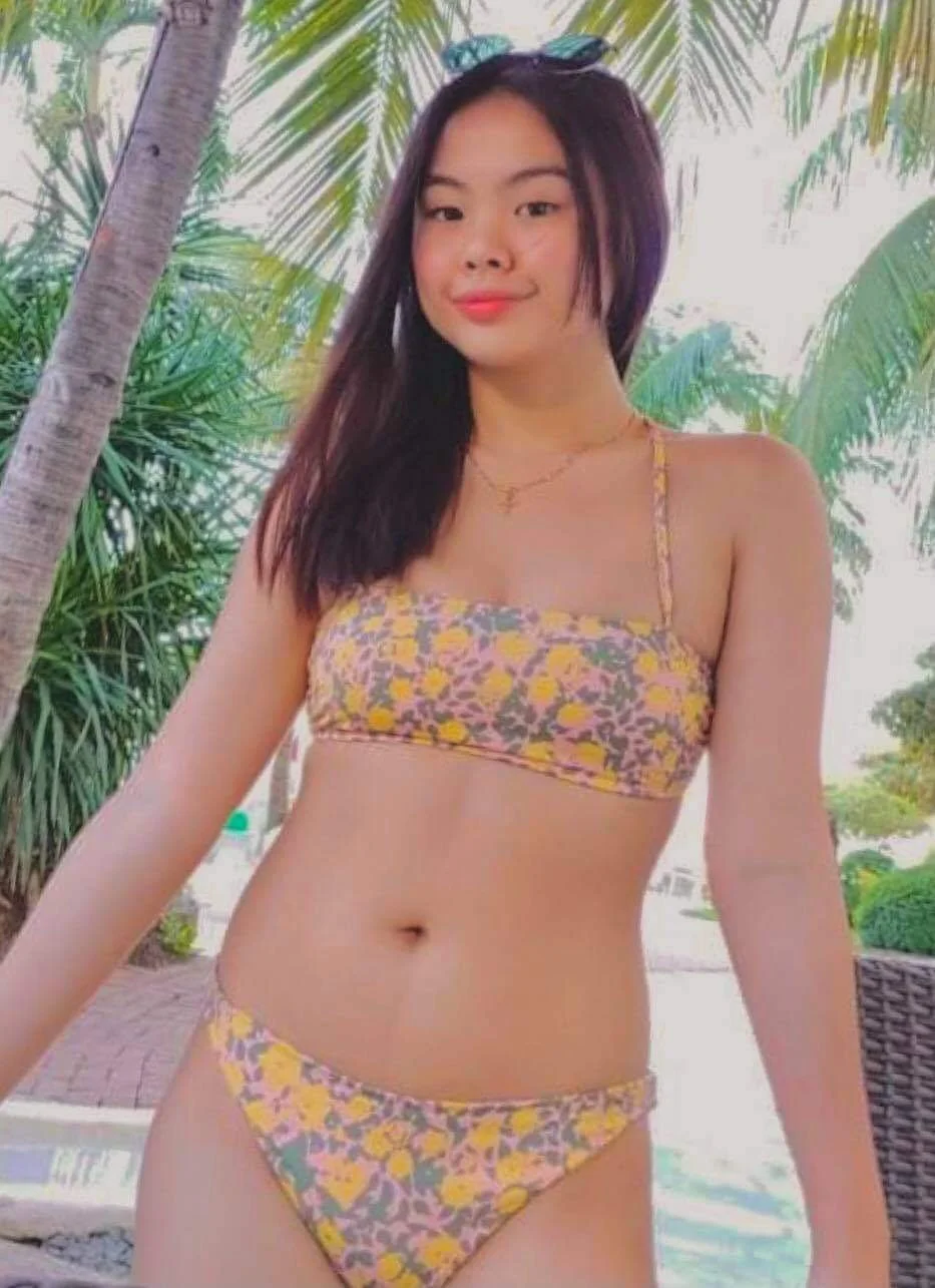Asian Teen Catleya Reyes image 8