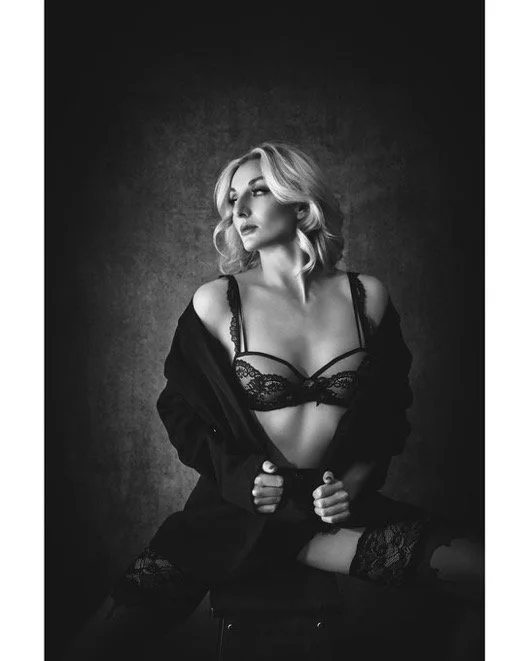 Blonde Boudoir image 2