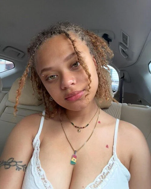 Big titty lightskinned slut image 20
