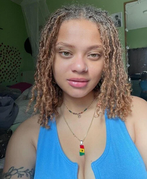 Big titty lightskinned slut image 36