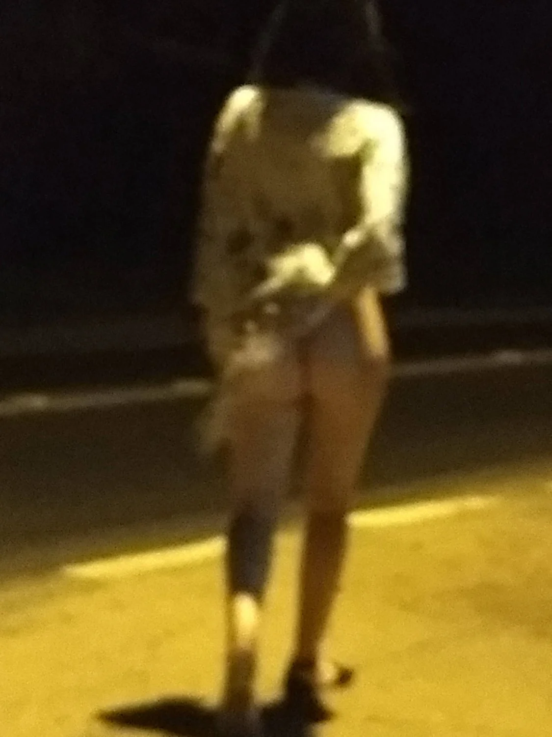 Carol gaúcha peladinha no meio da rua image 25