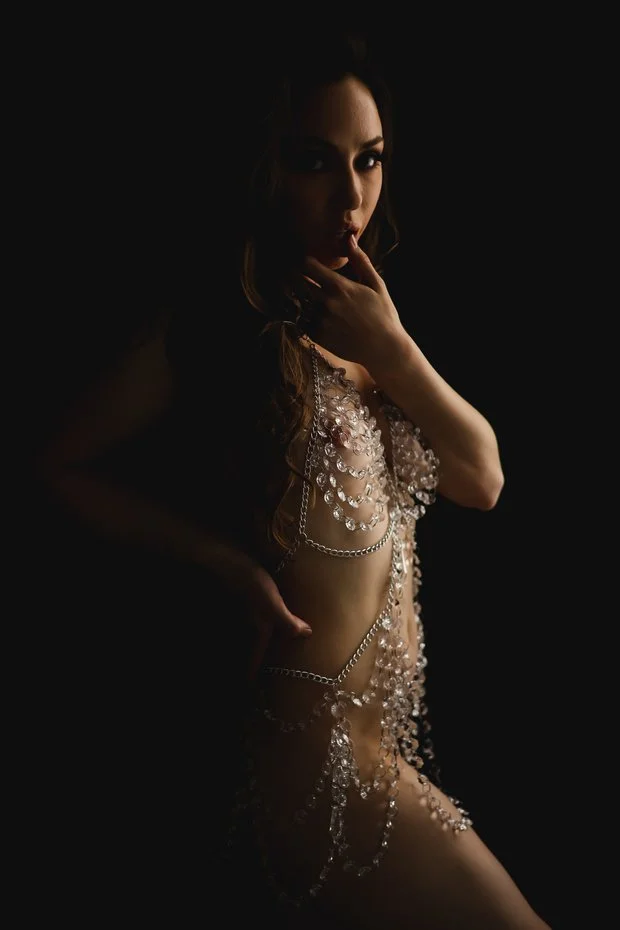 Susan Boudoir image 7