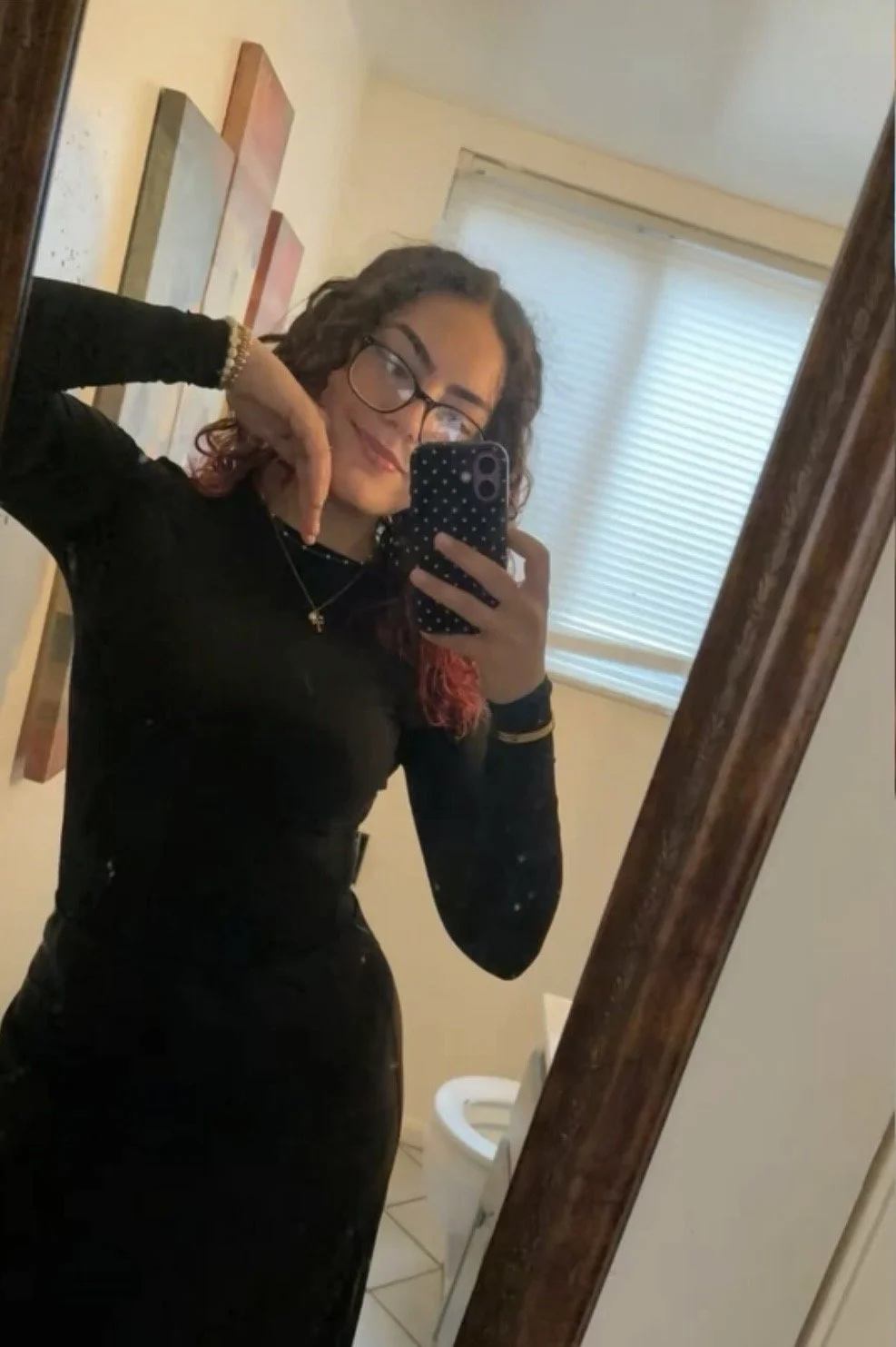 Curly Latina teen backshots image 2