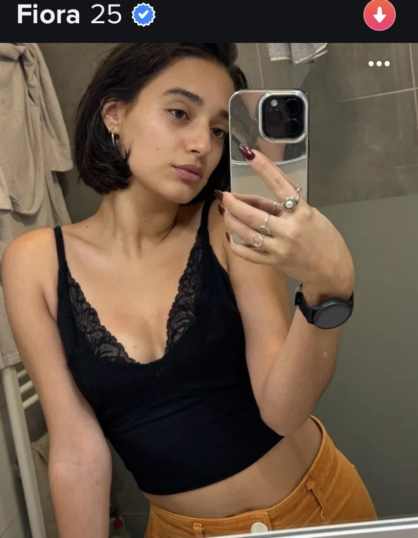 TINDER BEAUTIES 9 image 8