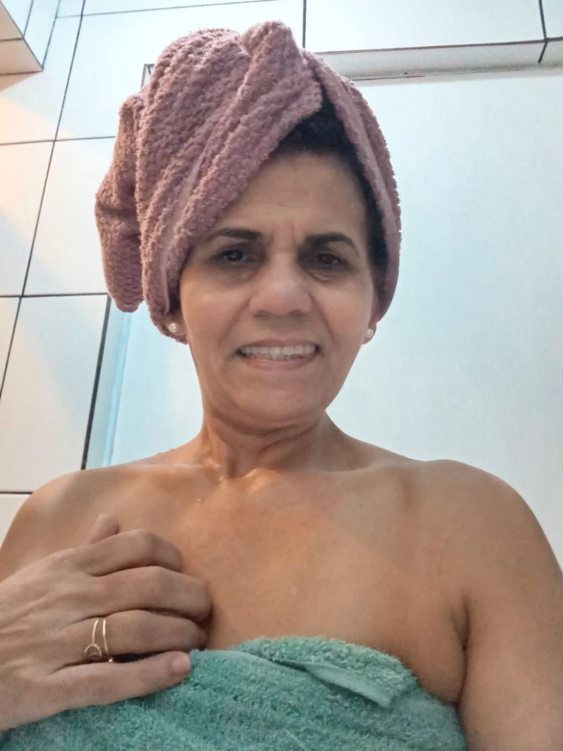 Coroa casada image 5