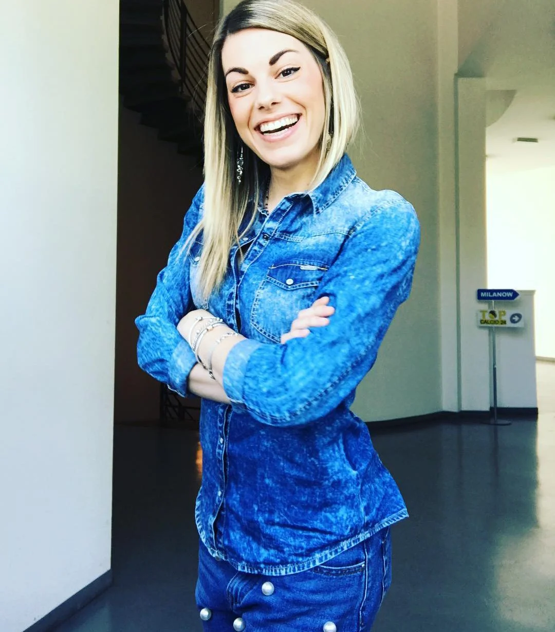 Giorgia Tavella hot italian journalist image 34