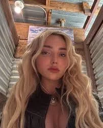 Peyton list image 3