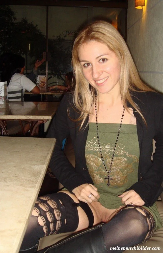 Upskirt 9 image 41