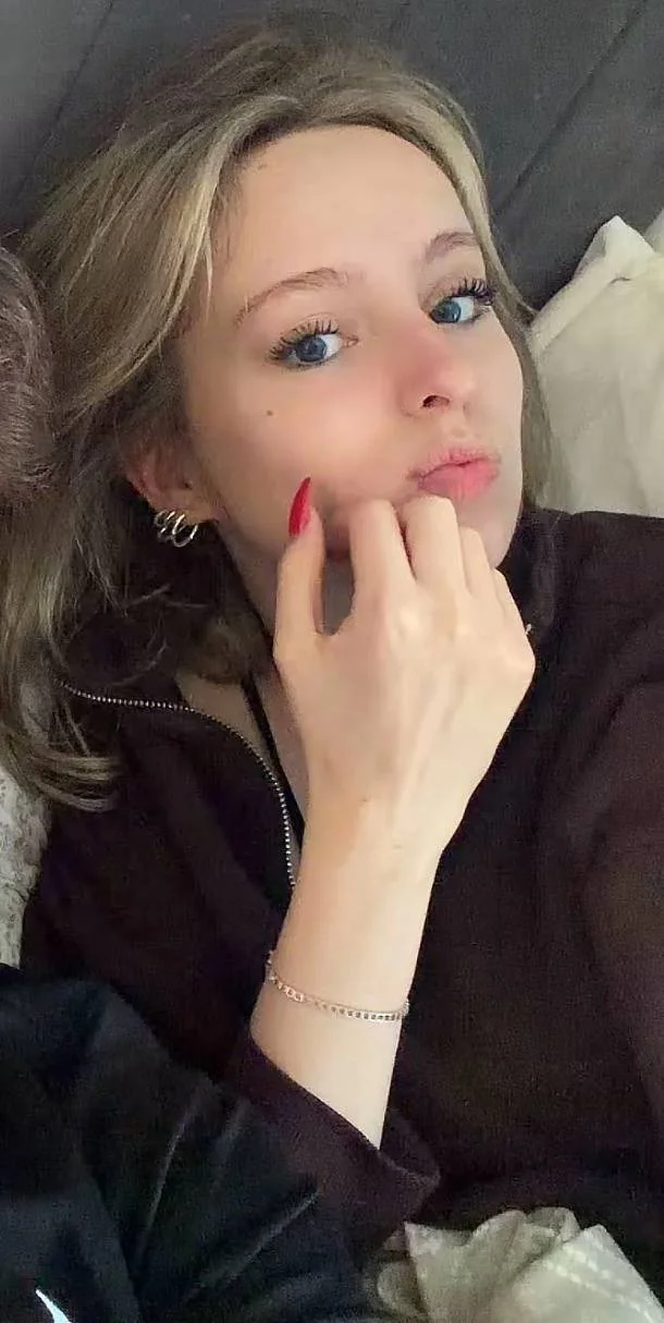 Ixworth slut Izzy image 23