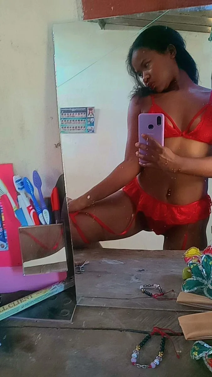Sandra González Colombiana negra arrecha webcam caleña image 3