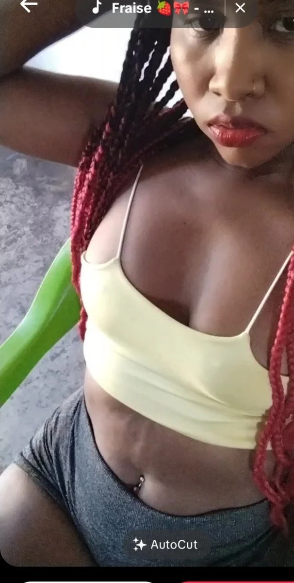 Sandra González Colombiana negra arrecha webcam caleña image 32