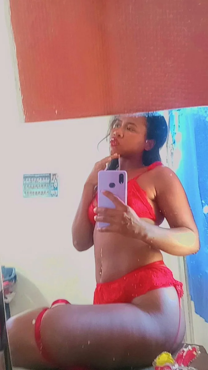 Sandra González Colombiana negra arrecha webcam caleña image 7