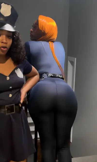 Surprise visit!!!! 👮🏿‍♀️🚨🍆 cover image