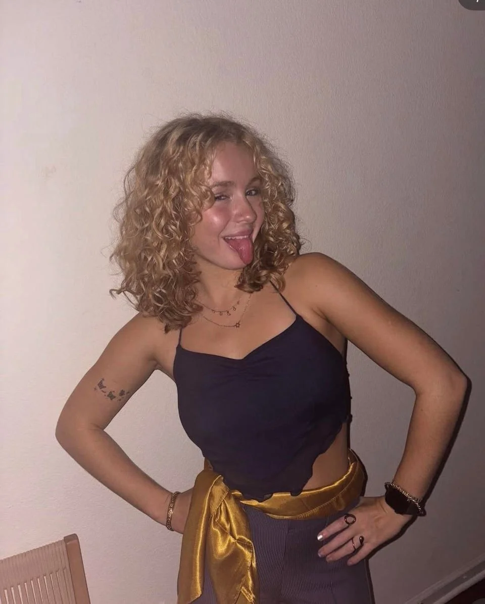 Submission 229: Users Slutty Gymnast Friend image 8