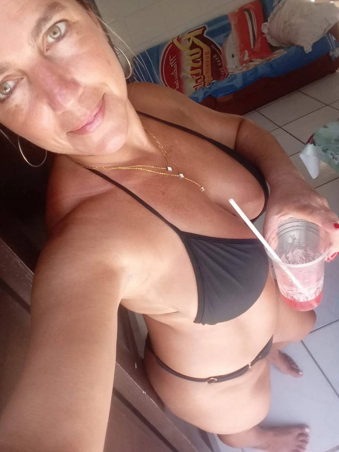 coroa gostosa de viamão que gosta de mostrar esses peitos enormes image 2