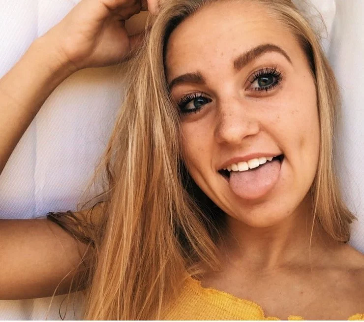 Lexi Wants All Of It image 3