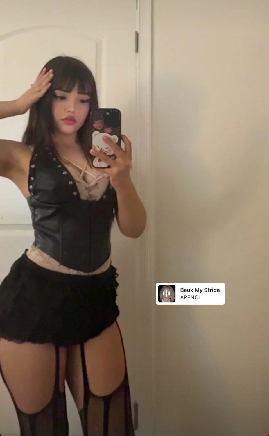Florida girl who acts innocent but has a thirst trap insta with ass out image 5