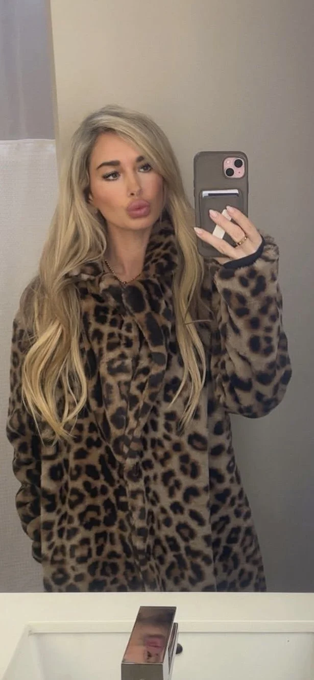 Snapchat milf Charley Watson image 3