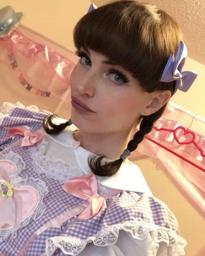 The incredible Natalie Mars image 6