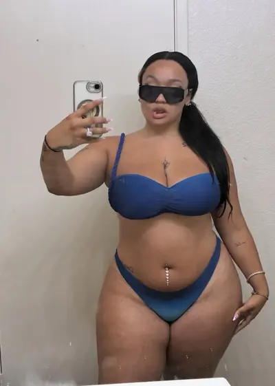 Thick lightskin insta baddie cover image