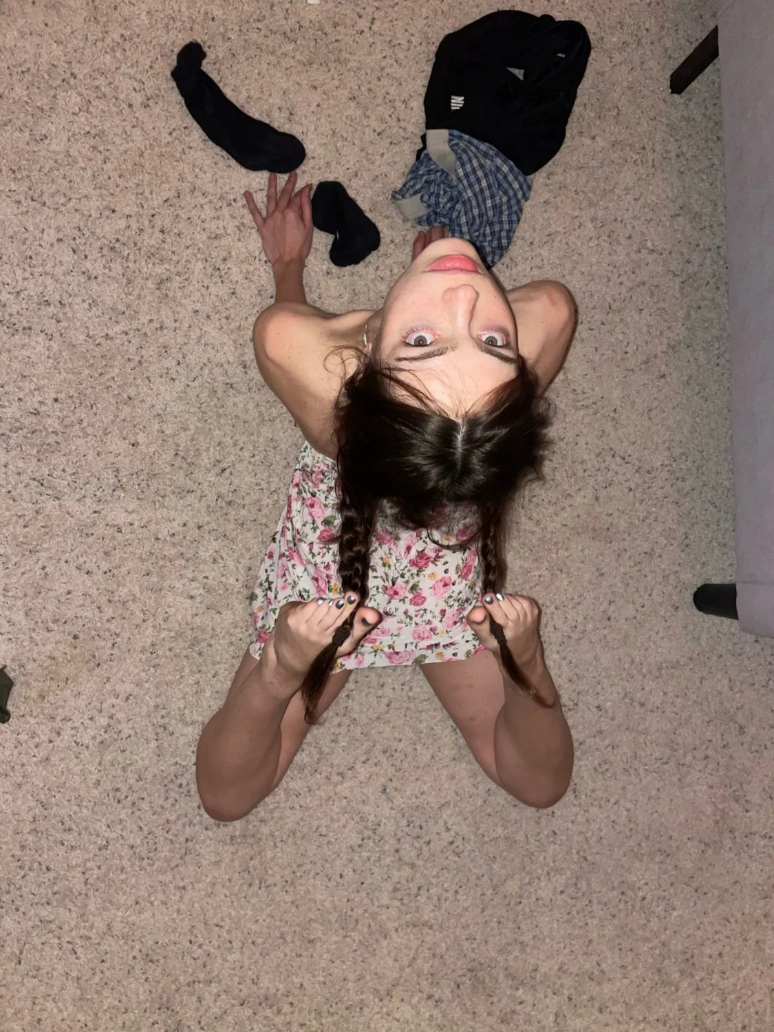 the pose main image