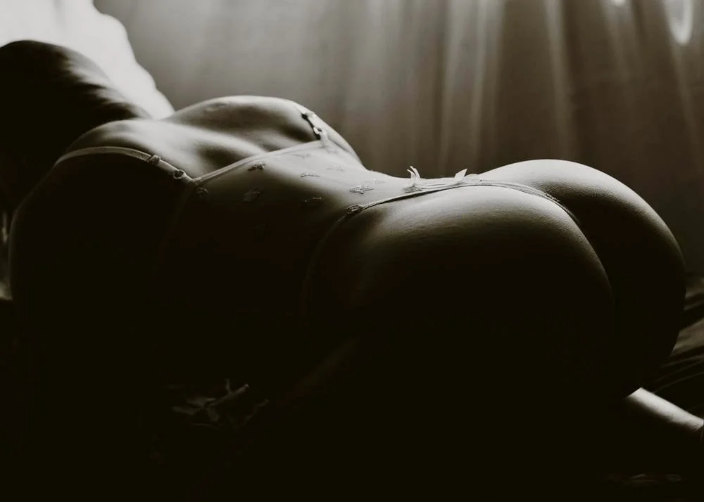 Something is different in the UTAH water boudoir image 11