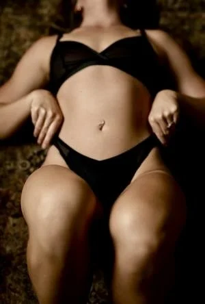 Something is different in the UTAH water boudoir image 6