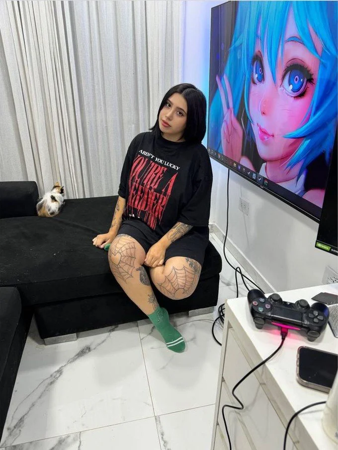 Agustina Gallardo (@dead.bxbi) • Fotos y videos image 2