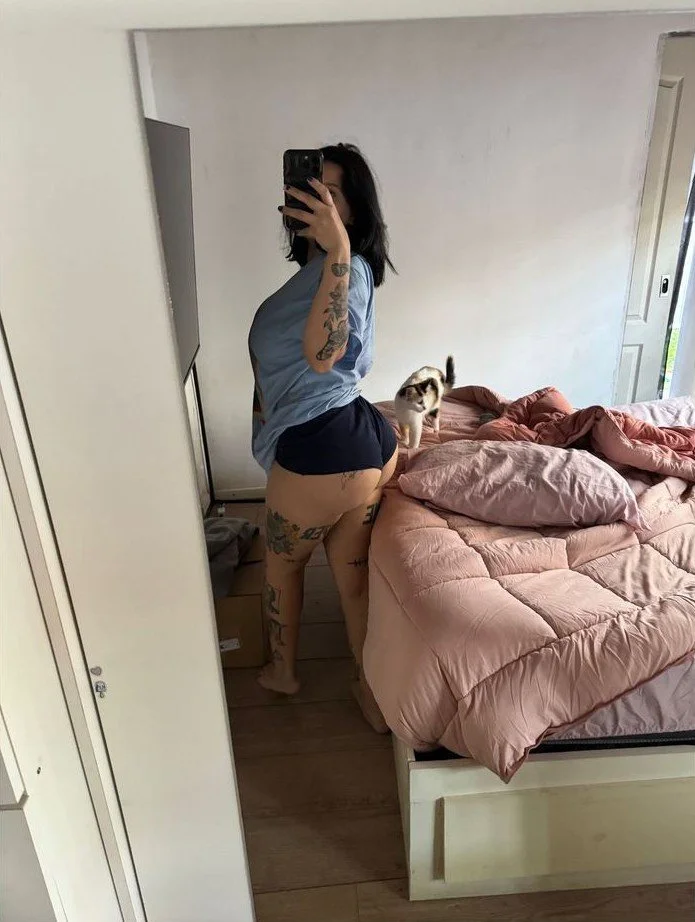 Agustina Gallardo (@dead.bxbi) • Fotos y videos image 4