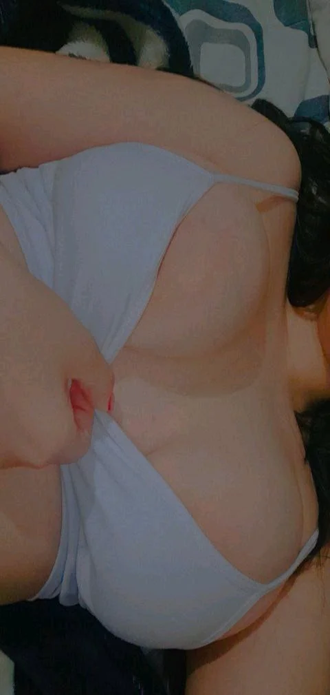 Very beautiful cute Arab girl image 3
