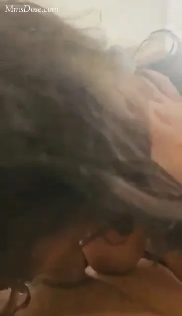 Indian girl give blowjob for her boyfriend image 3