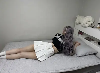 아이브 리즈 IVE LIZ 침대에 눕히기 cover image