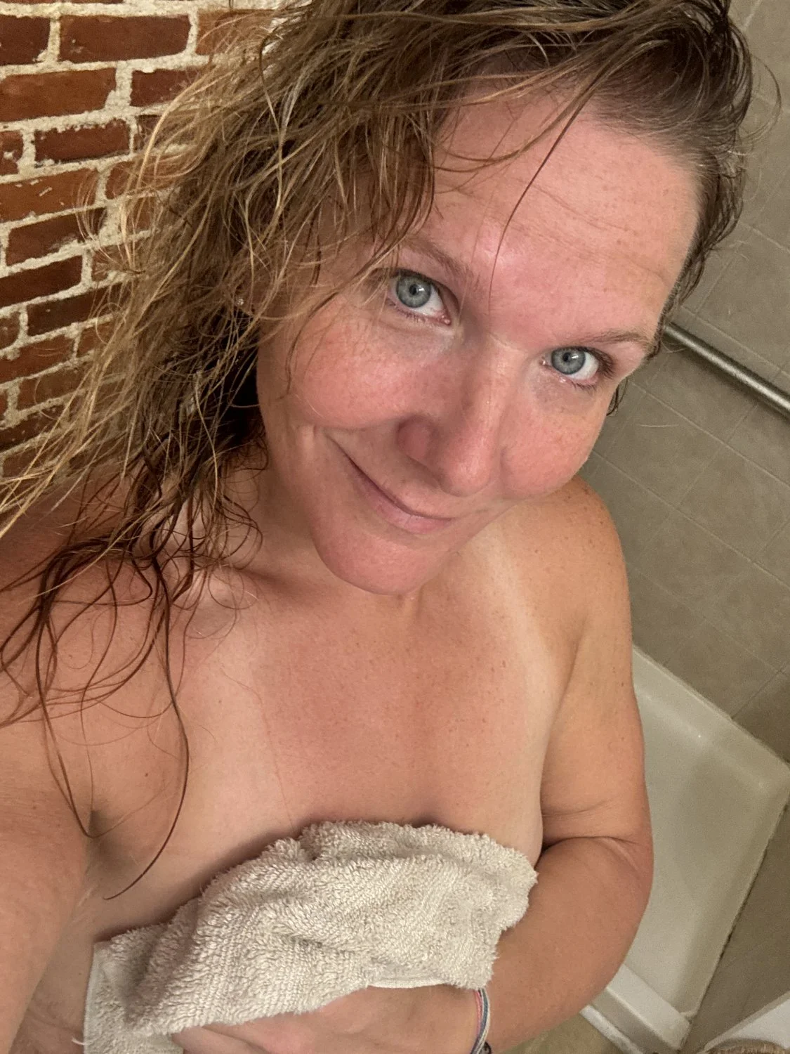 Blue eyes pawg love bbc 10 main image