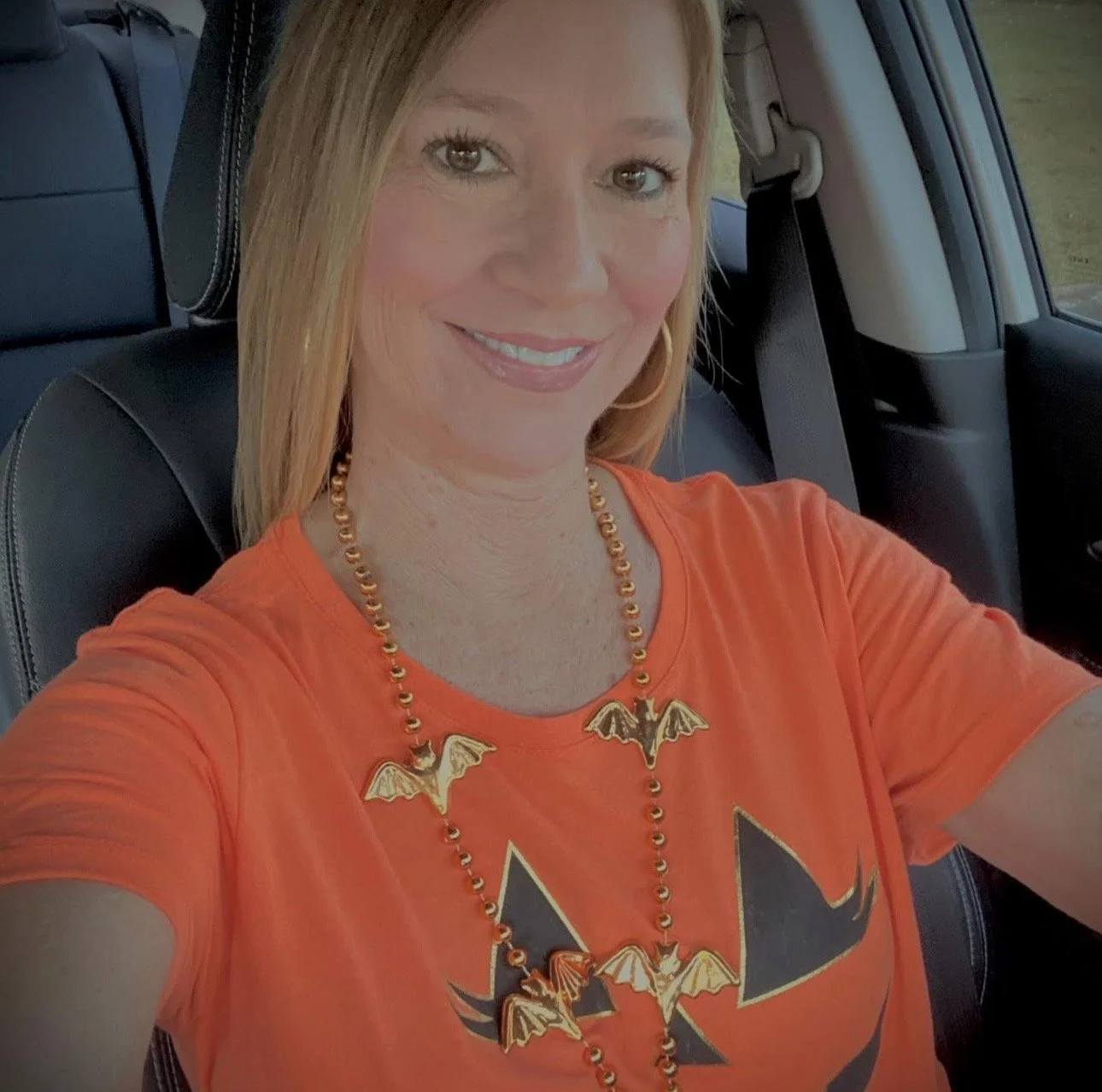 Fat nose white milf Jane sniffs nigger ass image 8