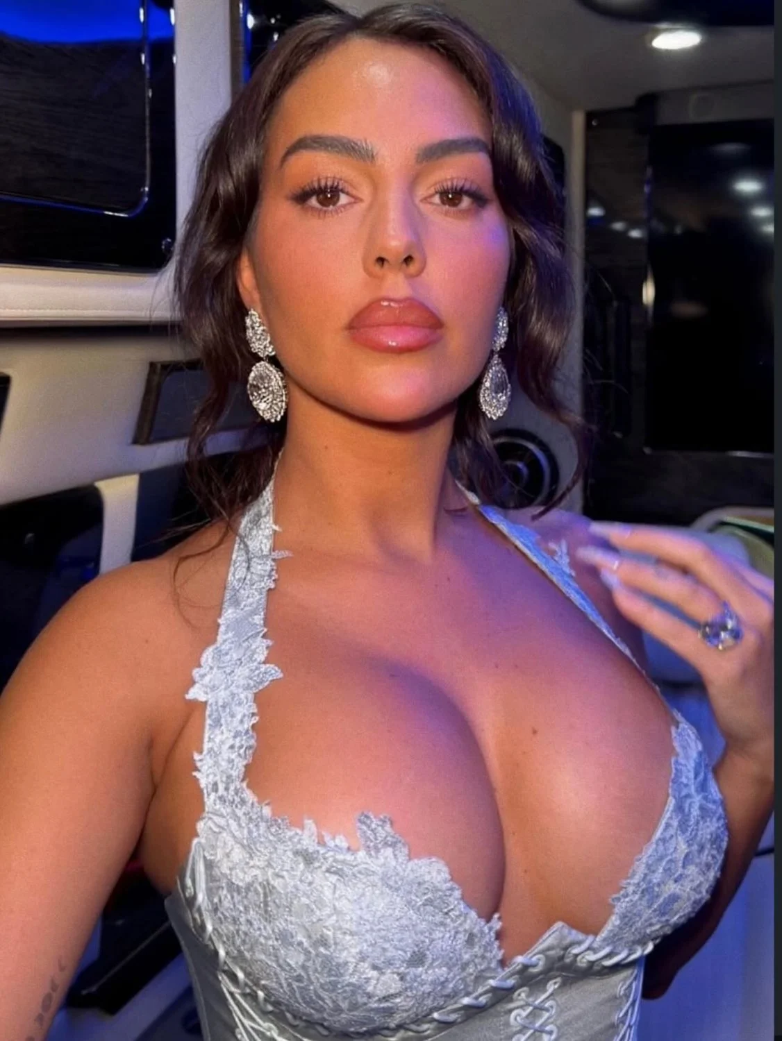 Na moral, o homem come bem pra caralho em casa, que mulher gostosa ! 🍆💦 image 5