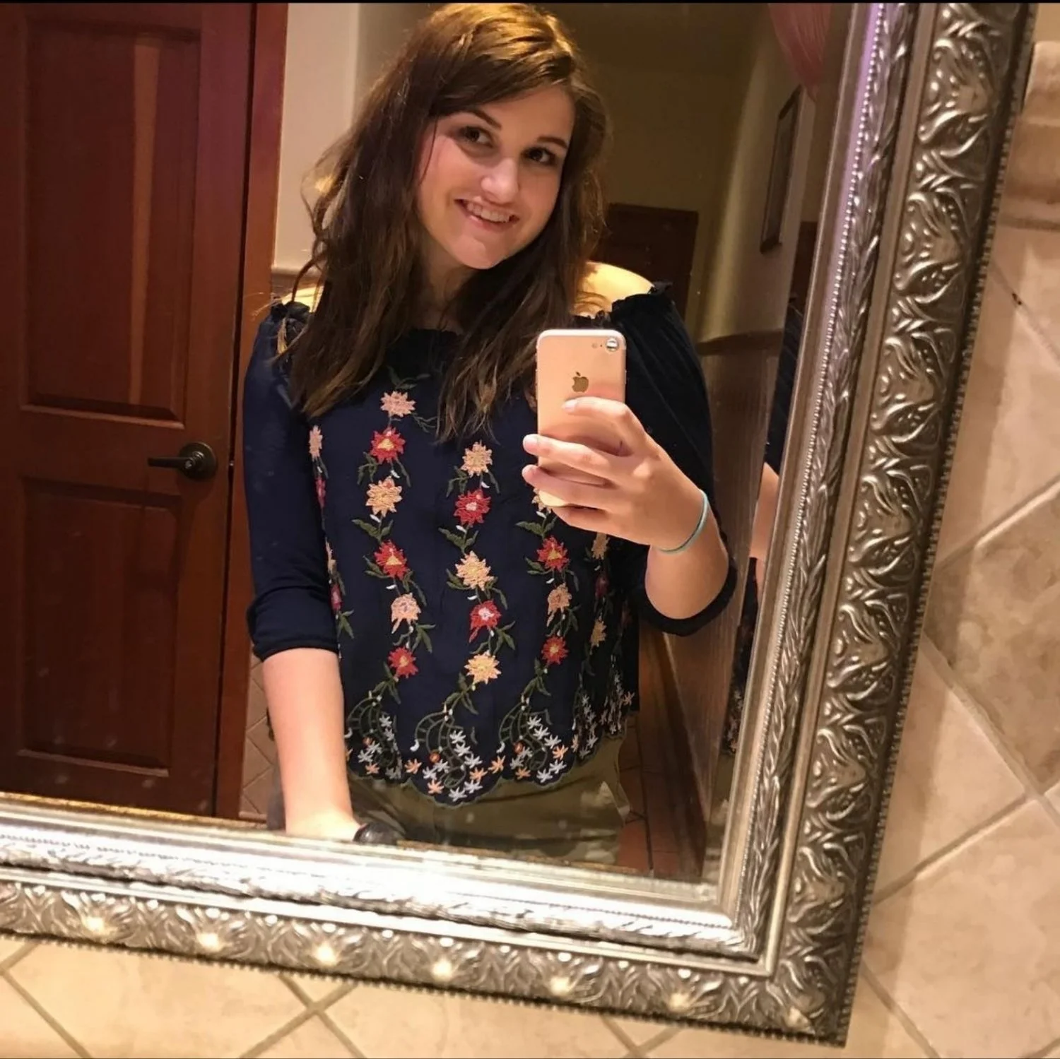 Bailey 19 image 3