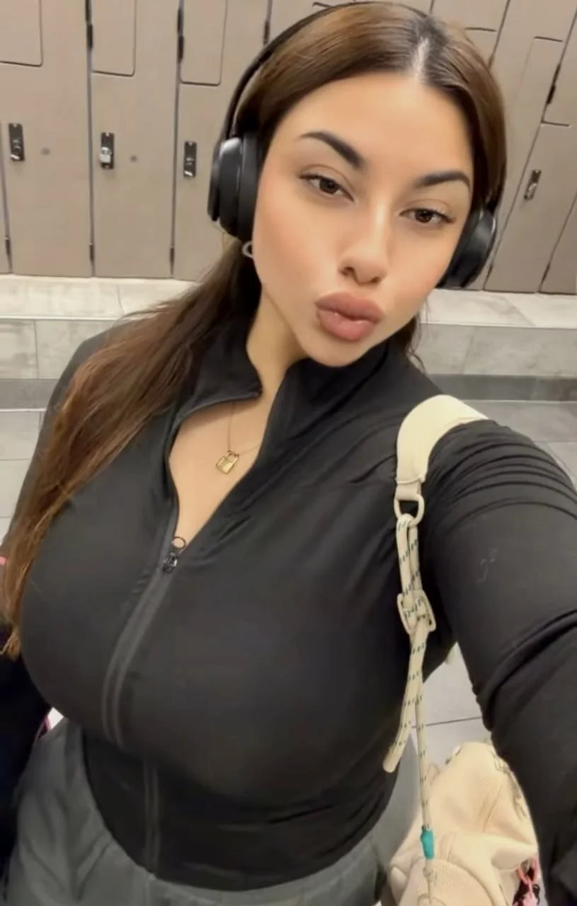 Thick irl latina milf from my gym deserves to be treated like a worthless cum dumpster image 4