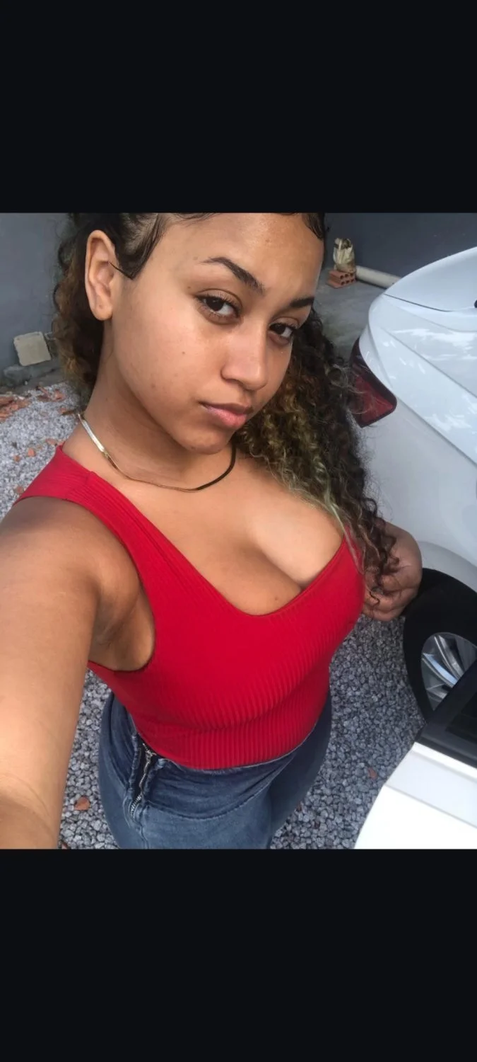 Morena Peituda novinha main image