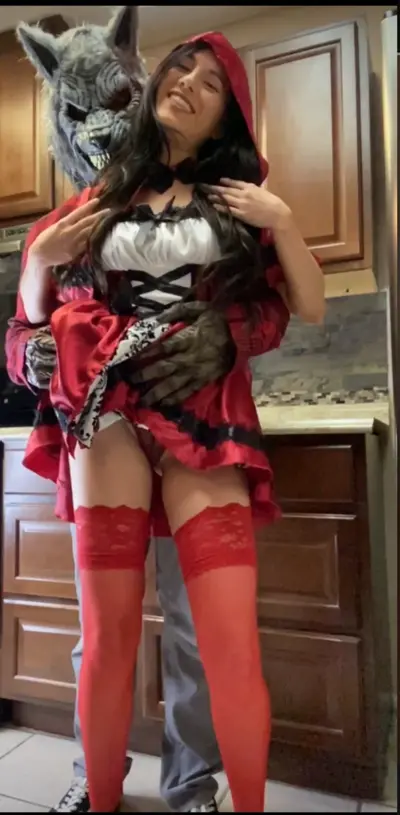 Lil Red sucks the Wolf's cock cover image