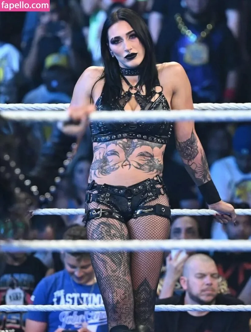 Am I the only one that wants to totally raw dog Rhea Ripley?! 😇🙏 image 18