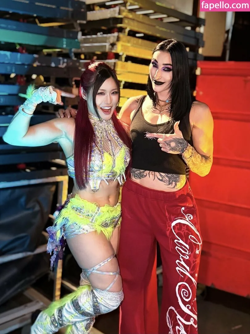Am I the only one that wants to totally raw dog Rhea Ripley?! 😇🙏 image 21