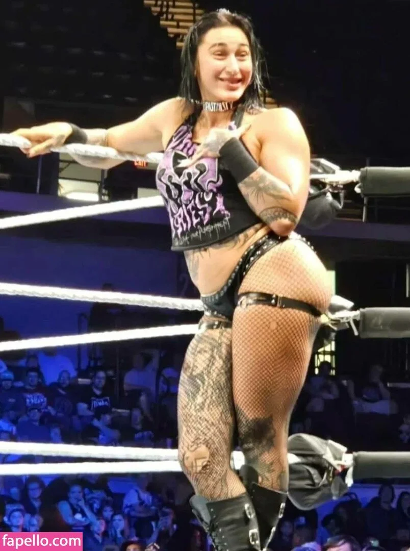 Am I the only one that wants to totally raw dog Rhea Ripley?! 😇🙏 image 27