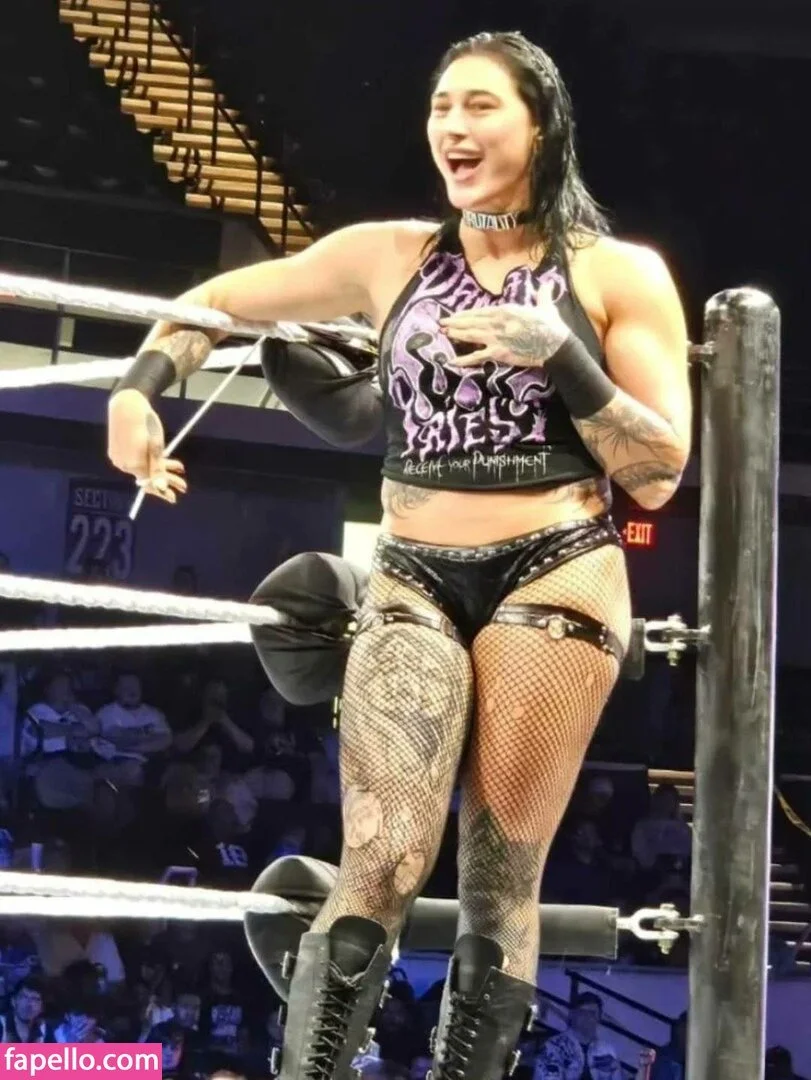 Am I the only one that wants to totally raw dog Rhea Ripley?! 😇🙏 image 30