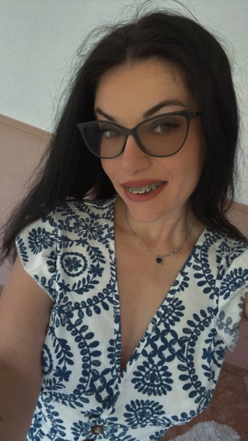 Single moms are slutty as fuck image 2